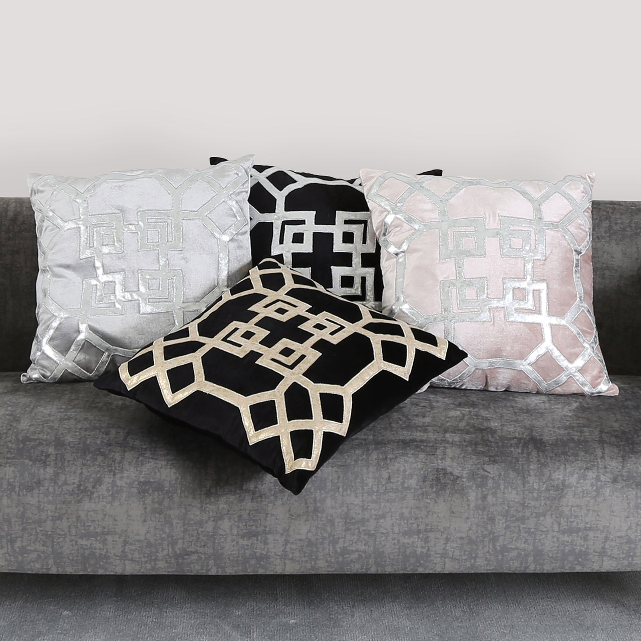 Unfld CU575 50x50 Velvet Geo Cu Cover Grey Silver