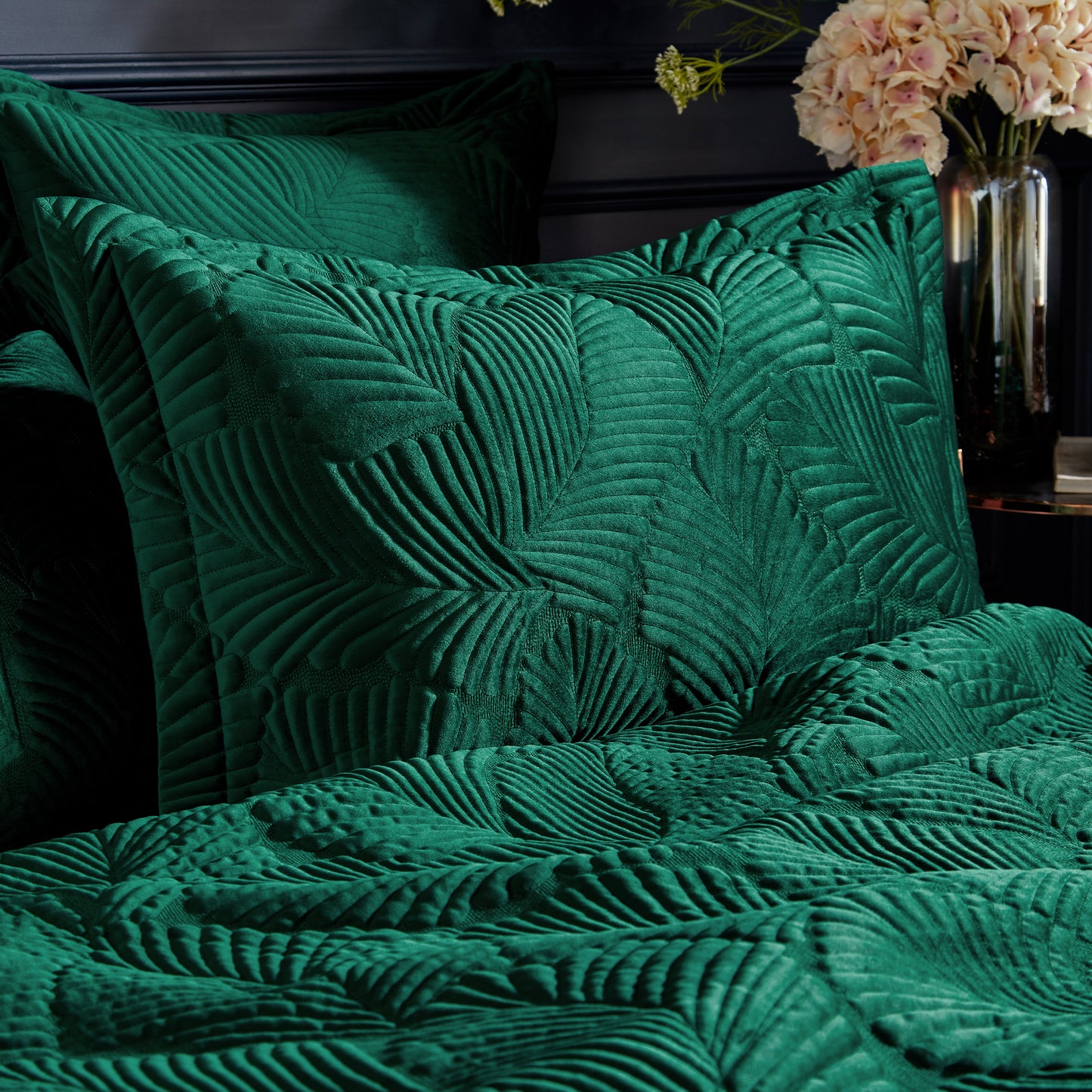 PALMERIA QUILTED PILLOWCASE EMERALD