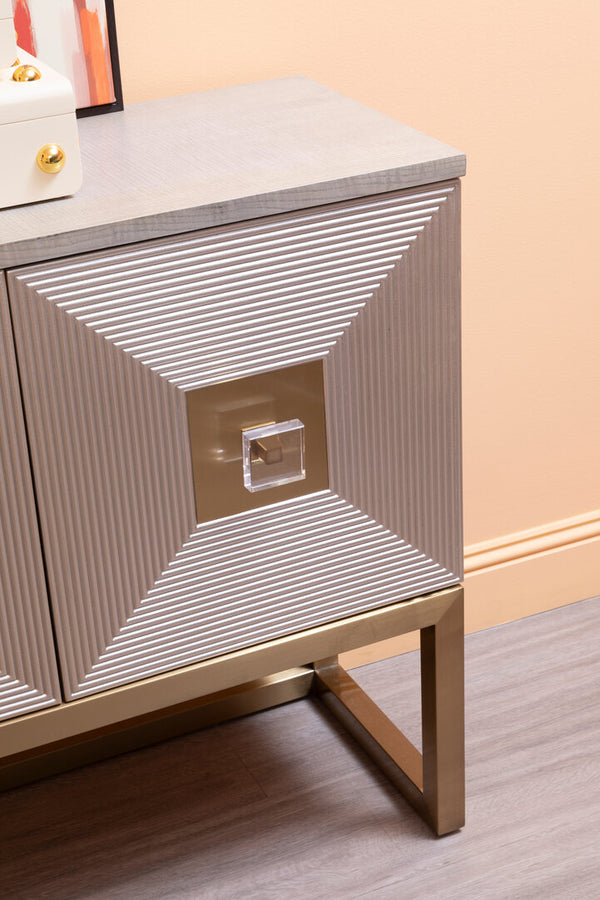 Duvali Three Door Sideboard detail image – Xshowhome furniture