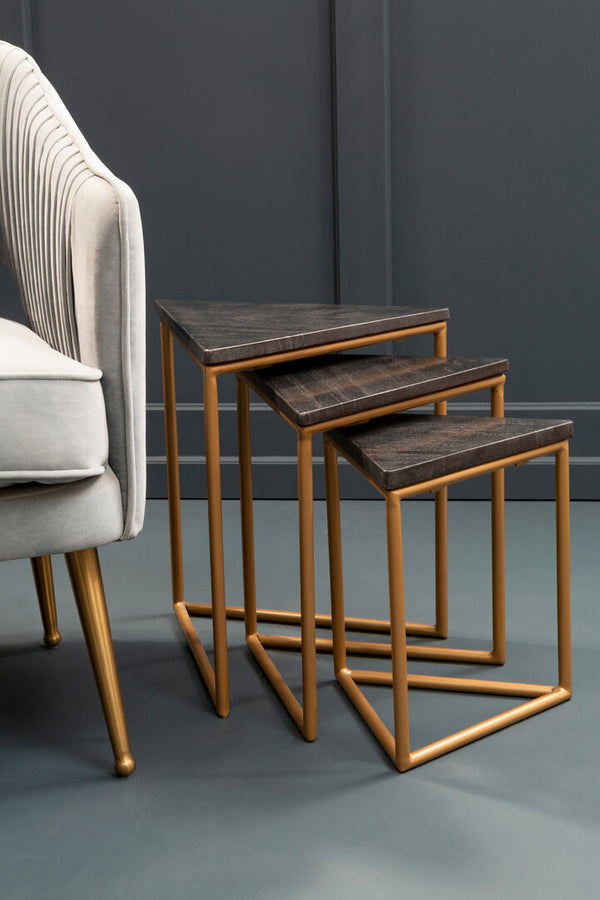 Varana Nest Of Three Triangular Tables detail image – Xshowhome furniture