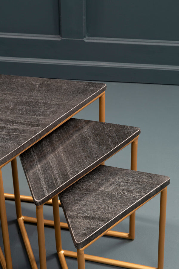 Varana Nest Of Three Triangular Tables detail image – Xshowhome furniture