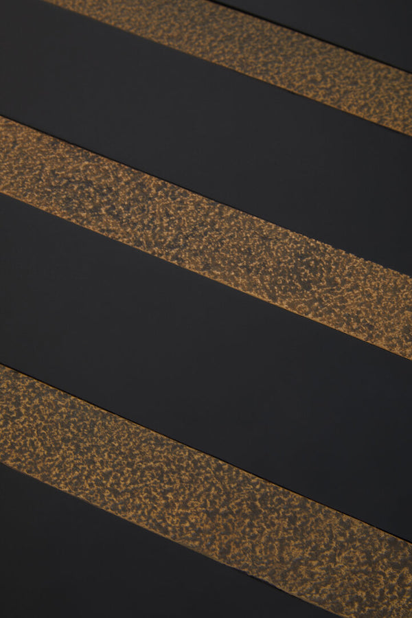 Aris Black And Gold Side Table detail image – Xshowhome furniture