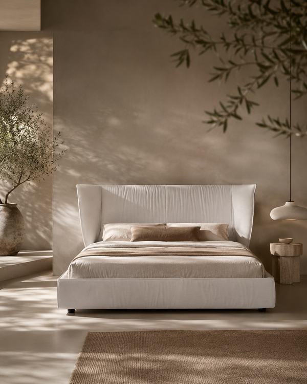 Vance Double Bed - Tommy Franks
