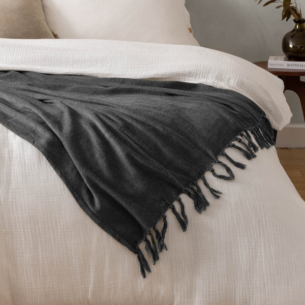 Harri 130x180 Throw Dusk - lifestyle