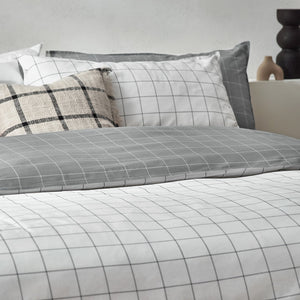 Howarth Check King Size Duvet Set White/Black - Riva