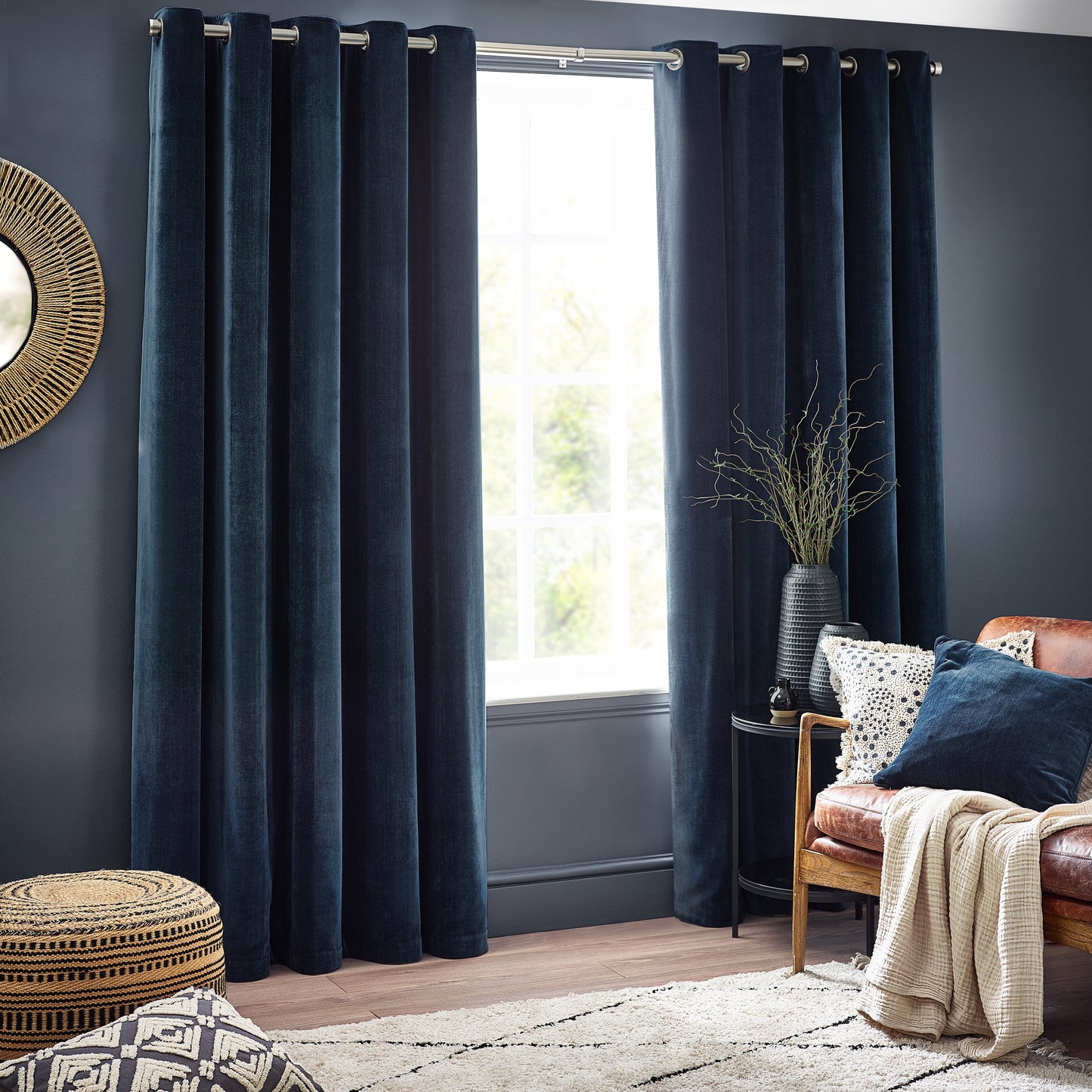 HEAVY CHENILLE 229X137 EYELET CURTAIN NAVY