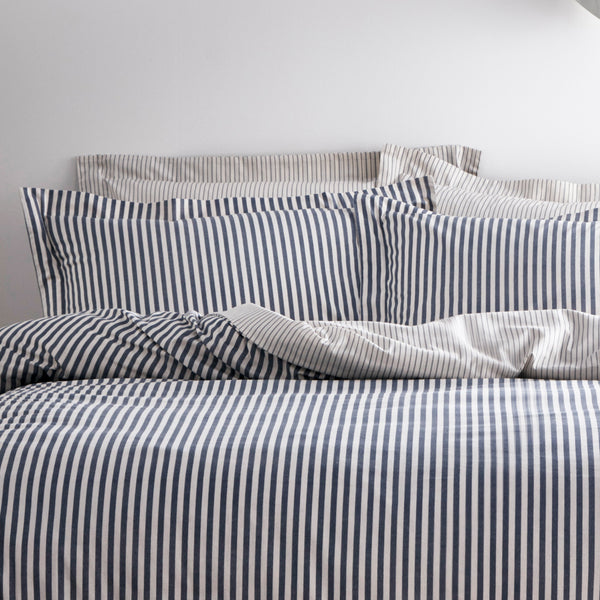 Hebden King Size Duvet Set Navy/Grey - Riva