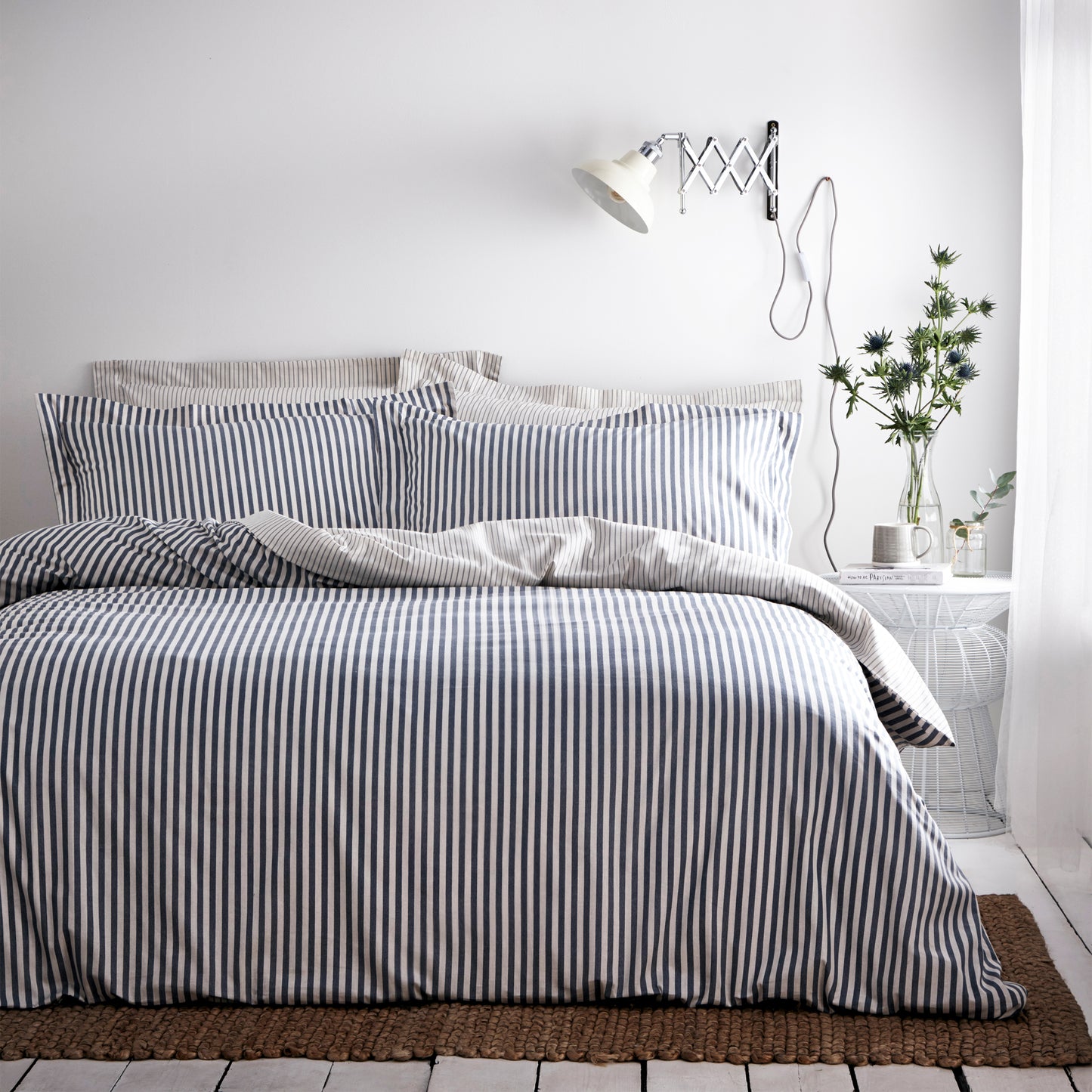 HEBDEN SKS DUVET SET NAVY