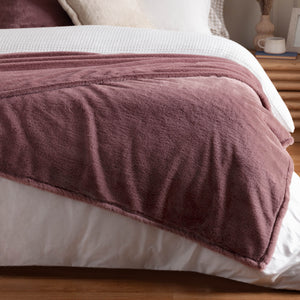 Kallu 150x200 Throw Mulberry - view 3