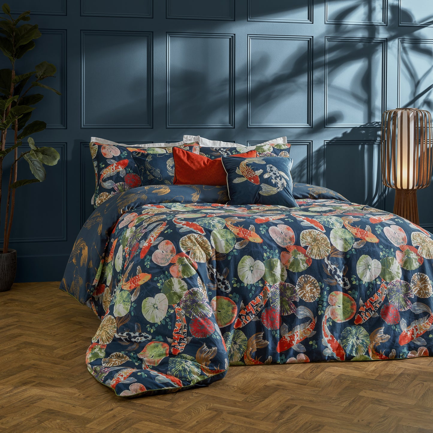 KOI POND KING SIZE DUVET SET MIDNIGHT