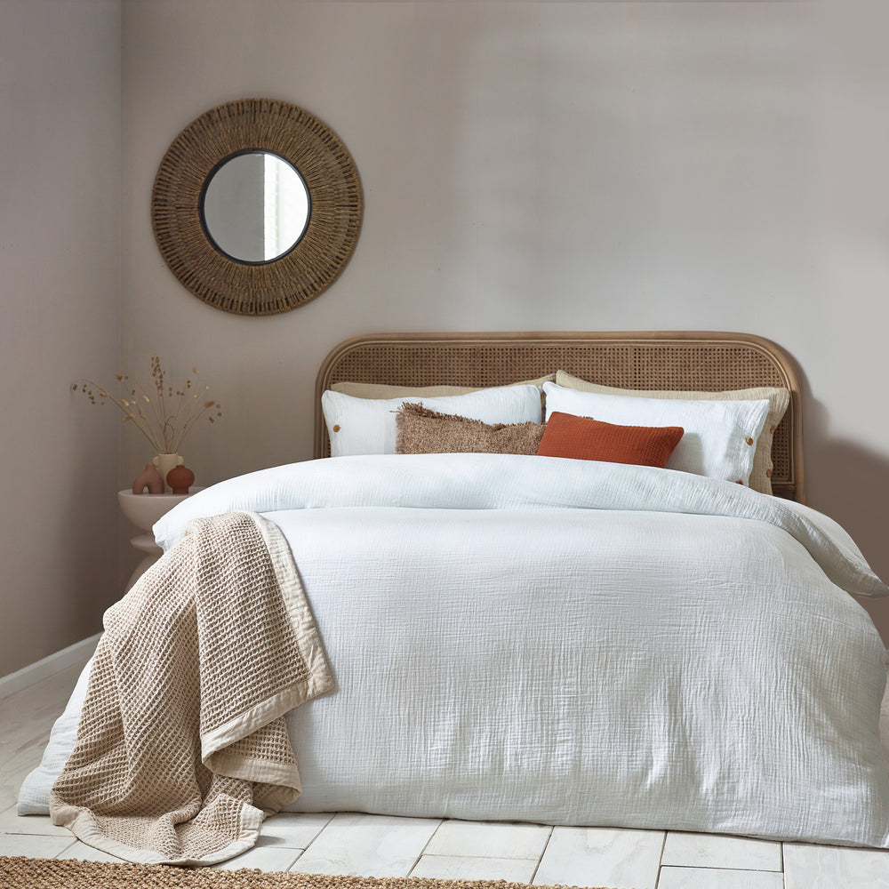 Lark Super King Duvet Set White