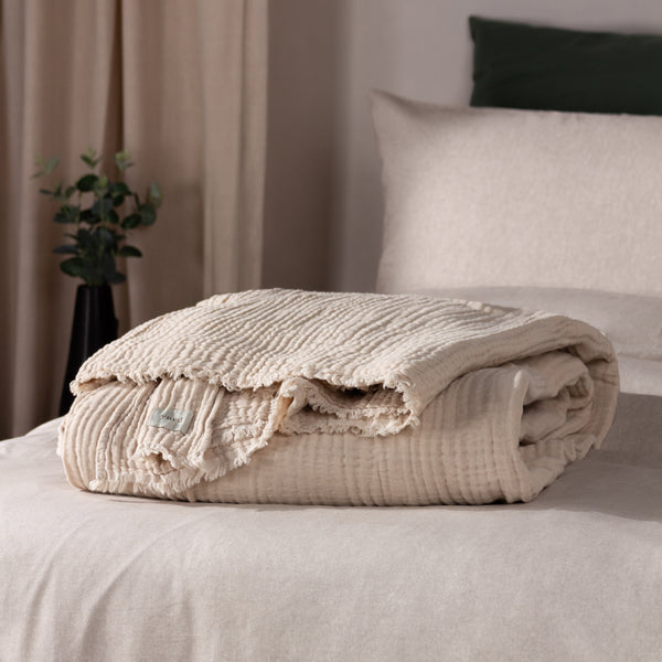 Lark 130x180 Throw Natural - lifestyle