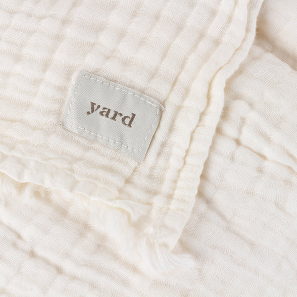 Lark 130x180 Throw White - view 4
