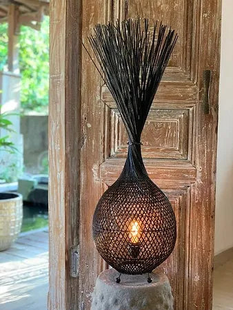 Rattan Volcano Lamp Dark