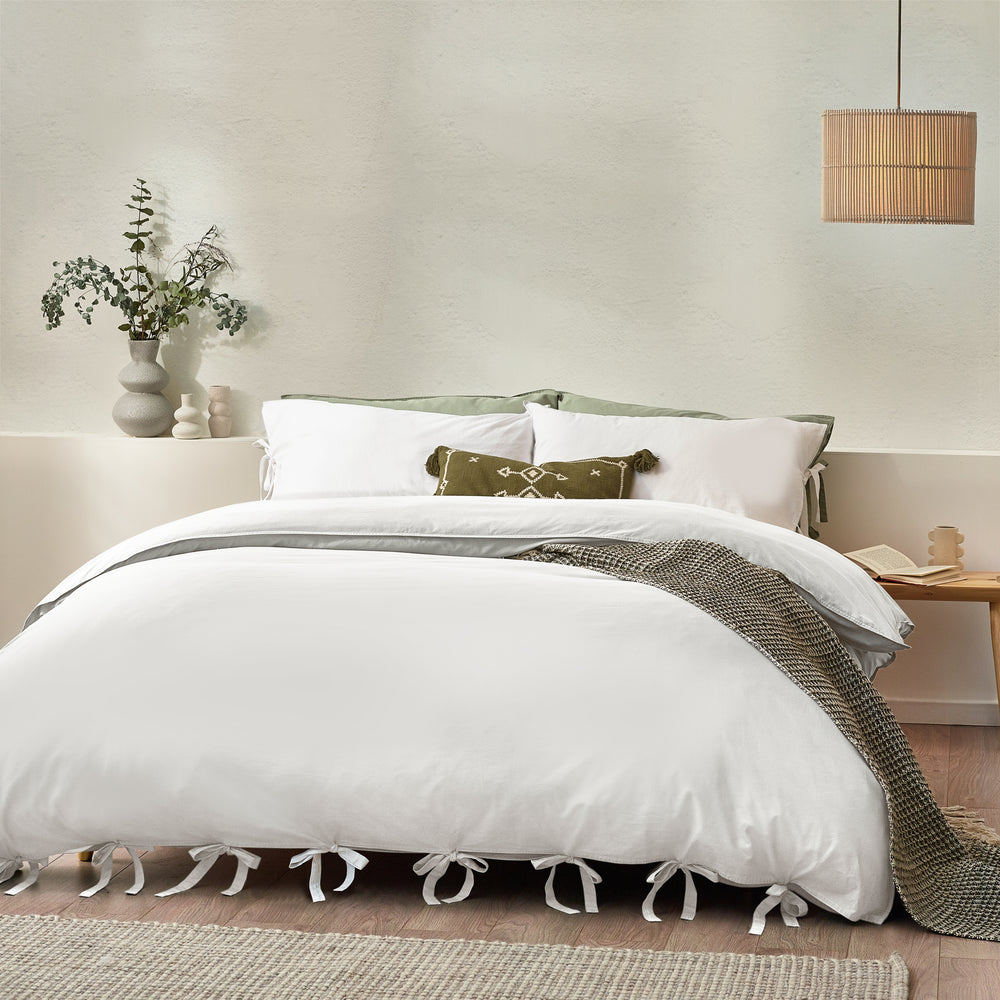 Mallow Bow Tie Super King Duvet Set Warm White