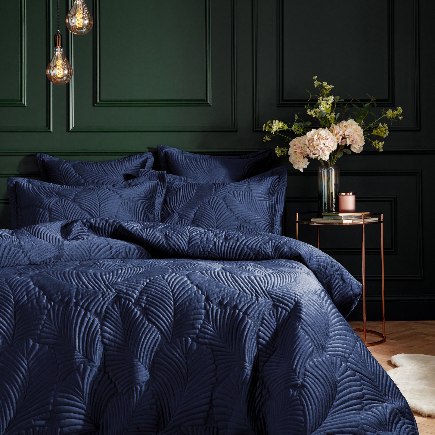 PALMERIA DOUBLE QUILTED DUVET SET NAVY