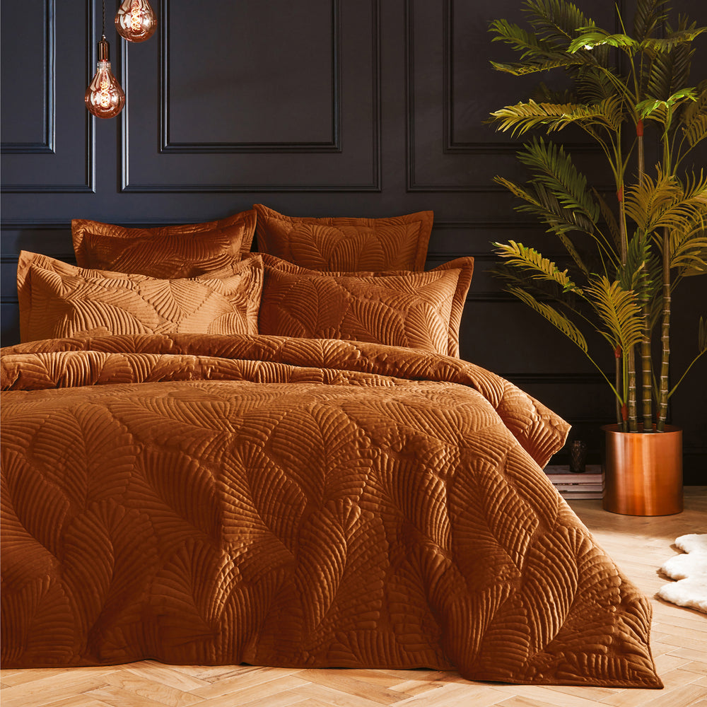 Palmeria Double Quilted Duvet Set Rust