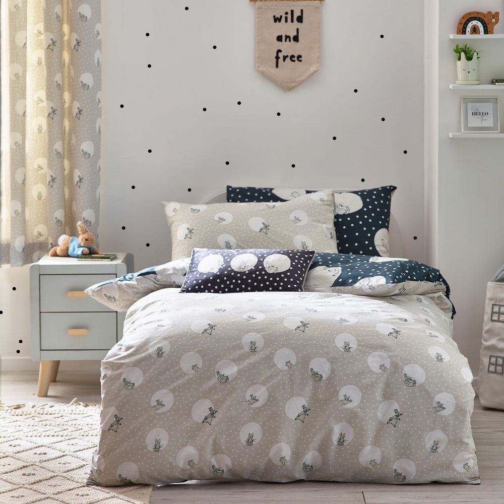Peter Rabbit Spot Me Single Duvet Set Charcoal
