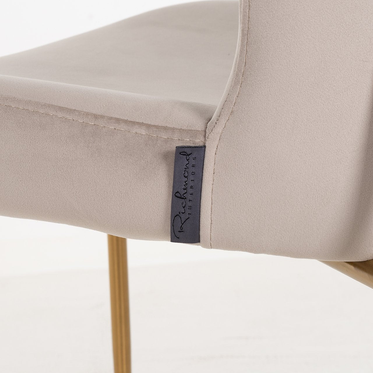 Chair Odessa khaki velvet / burshed gold fire retardant (FR-Quartz 903 Khaki)- Richmond Interiors