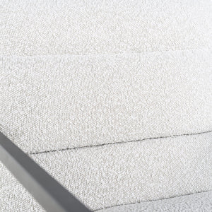 Chair Lizzy White Bouclé / Black (copenhagen 900 Bouclé White)