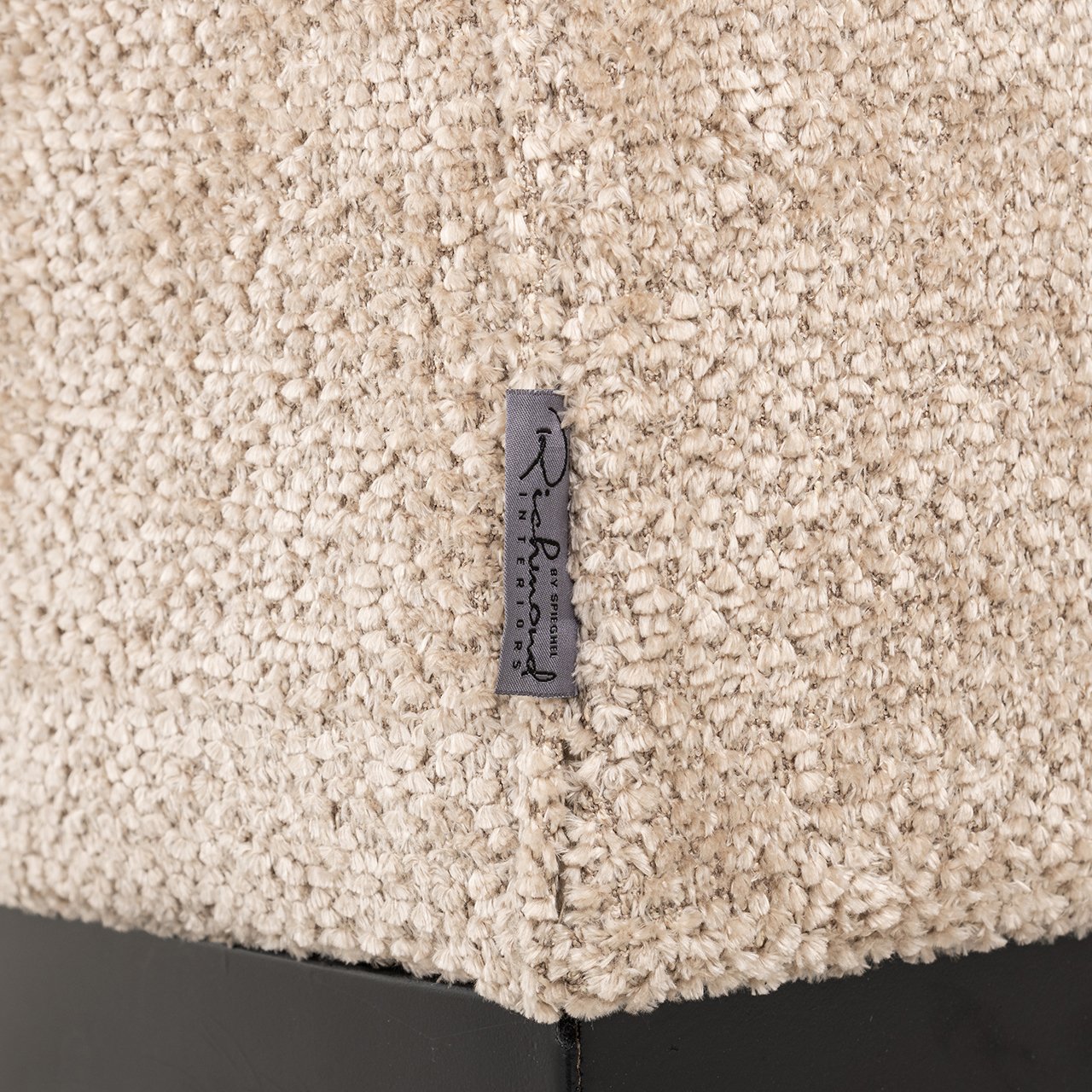 Dining Corner bench Hillpark ()- Richmond Interiors