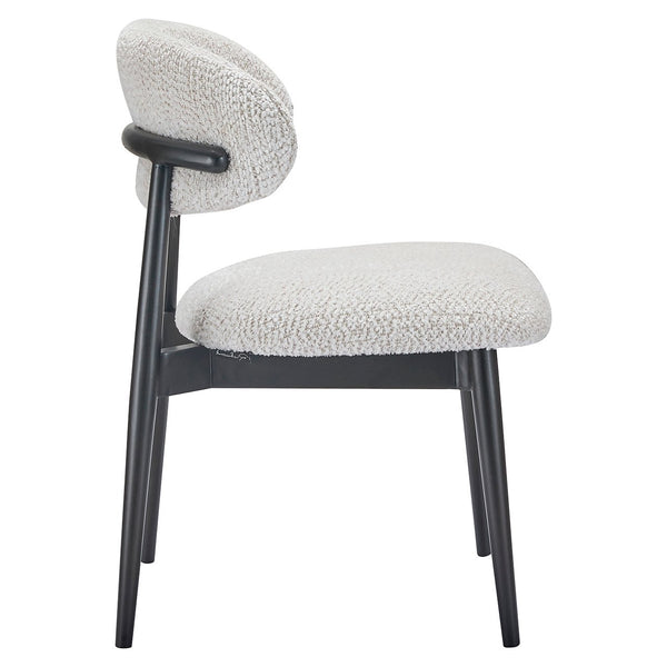 Chair Cherry Lovely Cream (be Lovely 11 Cream)