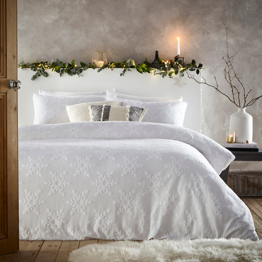 SNOWFLAKE TUFTED SUPER KING DUVET SET WHITE