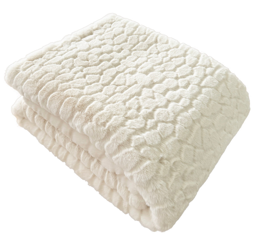 Cloud Design Faux Fur Throw Ivory 150x200