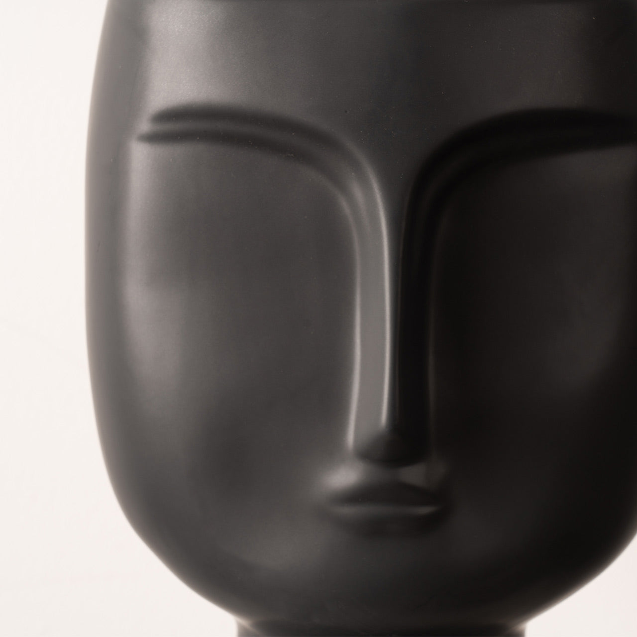 40.5cm Face Design Ceramic Vase Matte Black