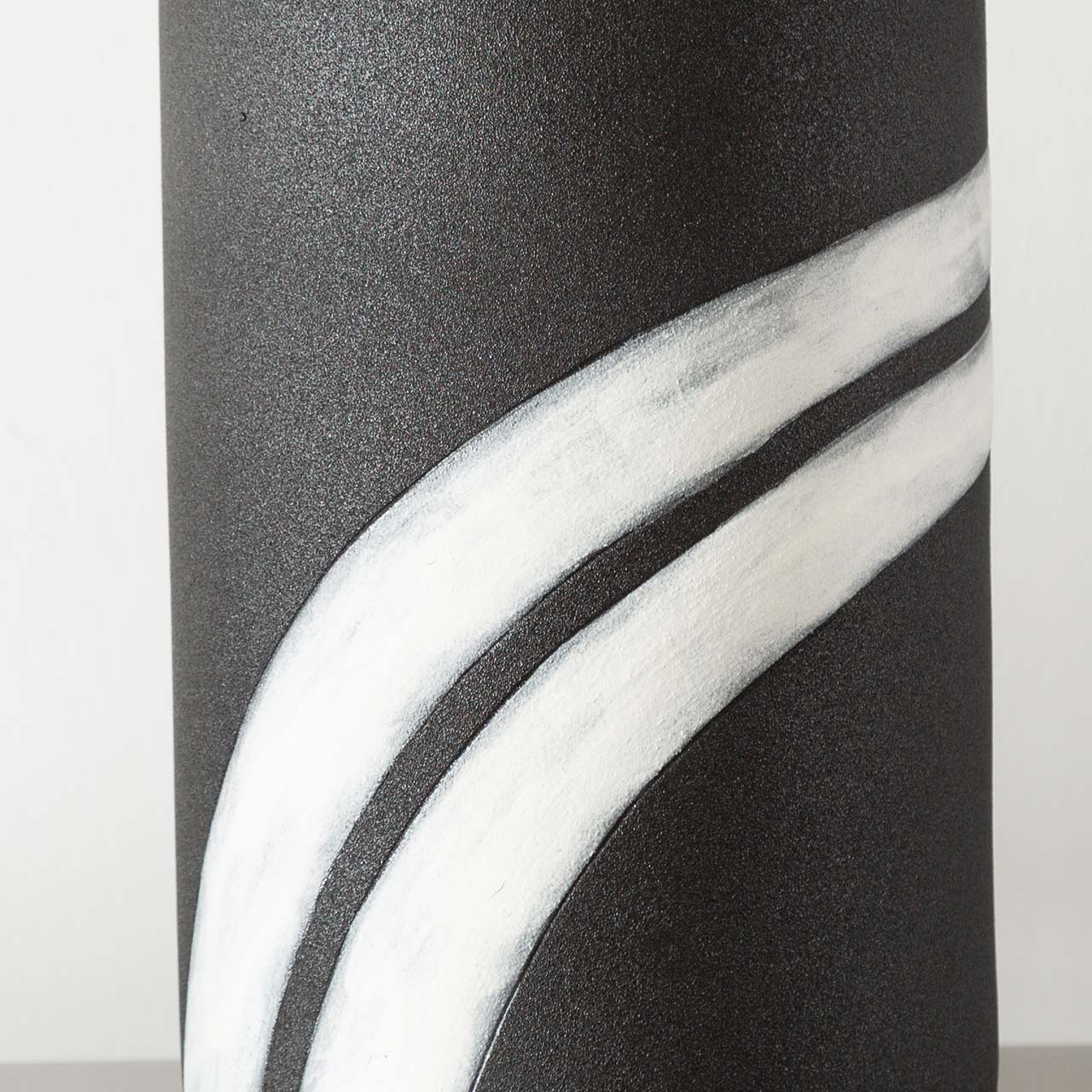 29.5cm Black and White Ceramic Vase