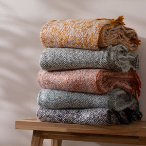 Weaver 130x180 Throw Navy - view 5