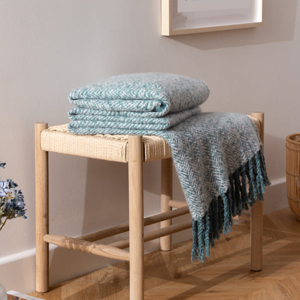 Weaver 130x180 Throw Teal - lifestyle