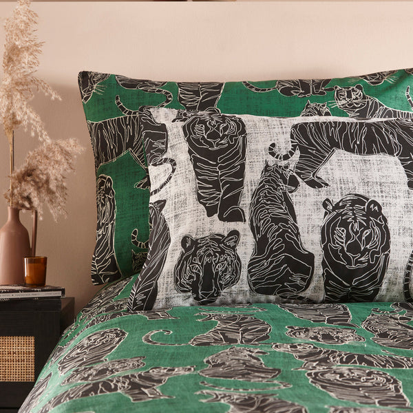 Wildcat Super King Duvet Set Jungle Green - Riva