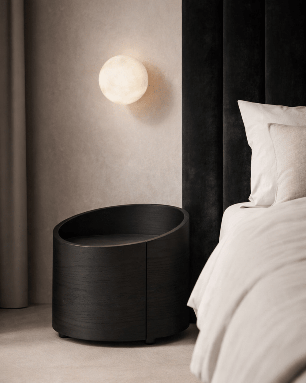 Amond Bedside - Smoke Oak - XShowhome Limited - Tommy Franks