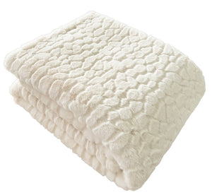 Cloud Design Faux Fur Throw Ivory 150x200 - Canwell Interiors Limited - Malini