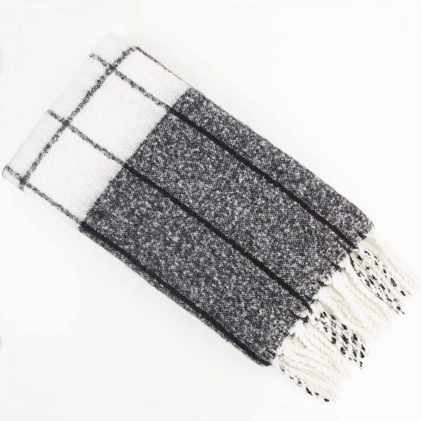 Faux Mohair Check Black/ivory 130x170 - Canwell Interiors Limited - Malini