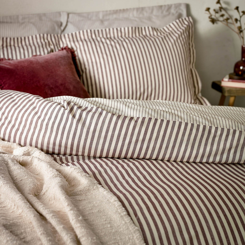 Hebden King Size Duvet Set Beetroot - XShowhome Limited - Riva
