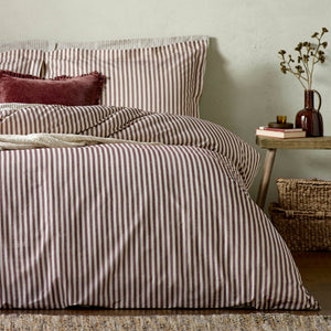 Hebden King Size Duvet Set Beetroot - XShowhome Limited - Riva