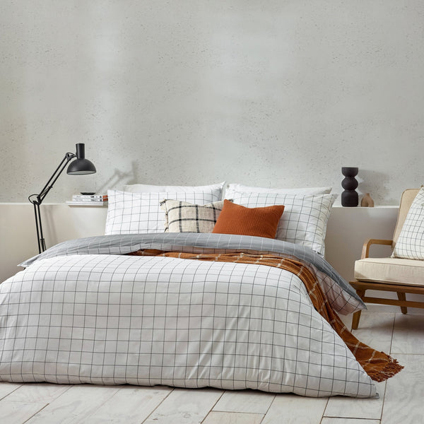 Howarth Check Super King Duvet Set White/black - Canwell Interiors Limited - Riva