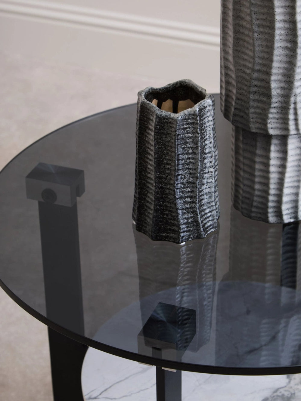 Imperia Round Grey Glass And Ceramic Small Coffee Table - XShowhome Limited - Xshowhome