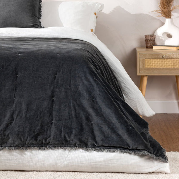 Jaye 140x220 Filled Bedspread Slate - XShowhome Limited - Riva
