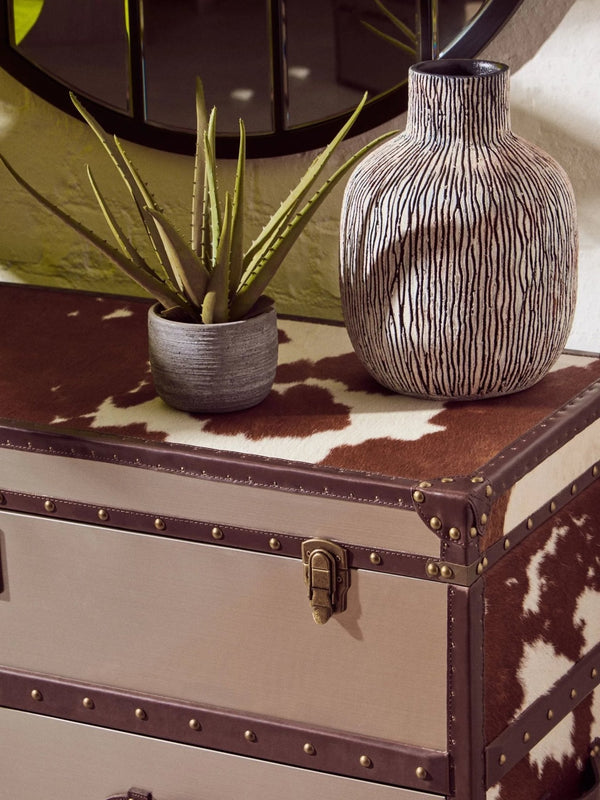 Kensington Townhouse Brown And White Cowhide Cabinet - XShowhome Limited - Xshowhome