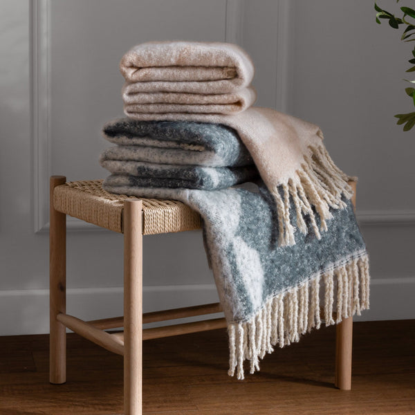 Meta 130x180 Throw Marshmallow - Canwell Interiors Limited - Riva