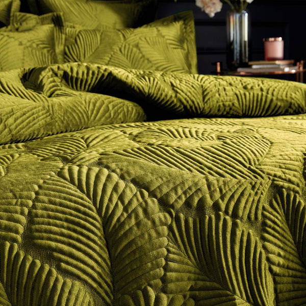 Palmeria Super King Quilted Duvet Set Moss - XShowhome Limited - Riva