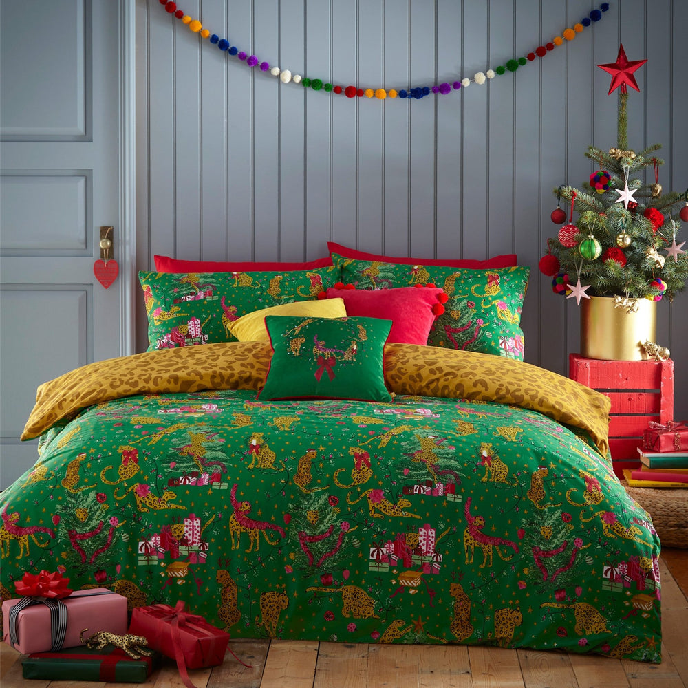 Purrfect Christmas Toddler Duvet Set Green & Gold - Canwell Interiors Limited - Riva