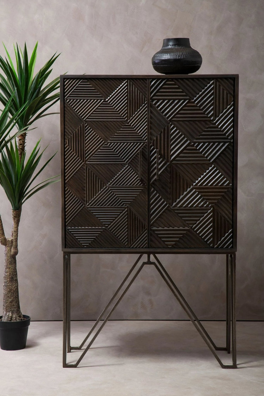 Saira Cabinet - XShowhome Limited - Xshowhome