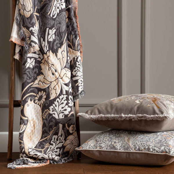 Strawberry Thief 140x170 Throw Biscuit - XShowhome Limited - Riva