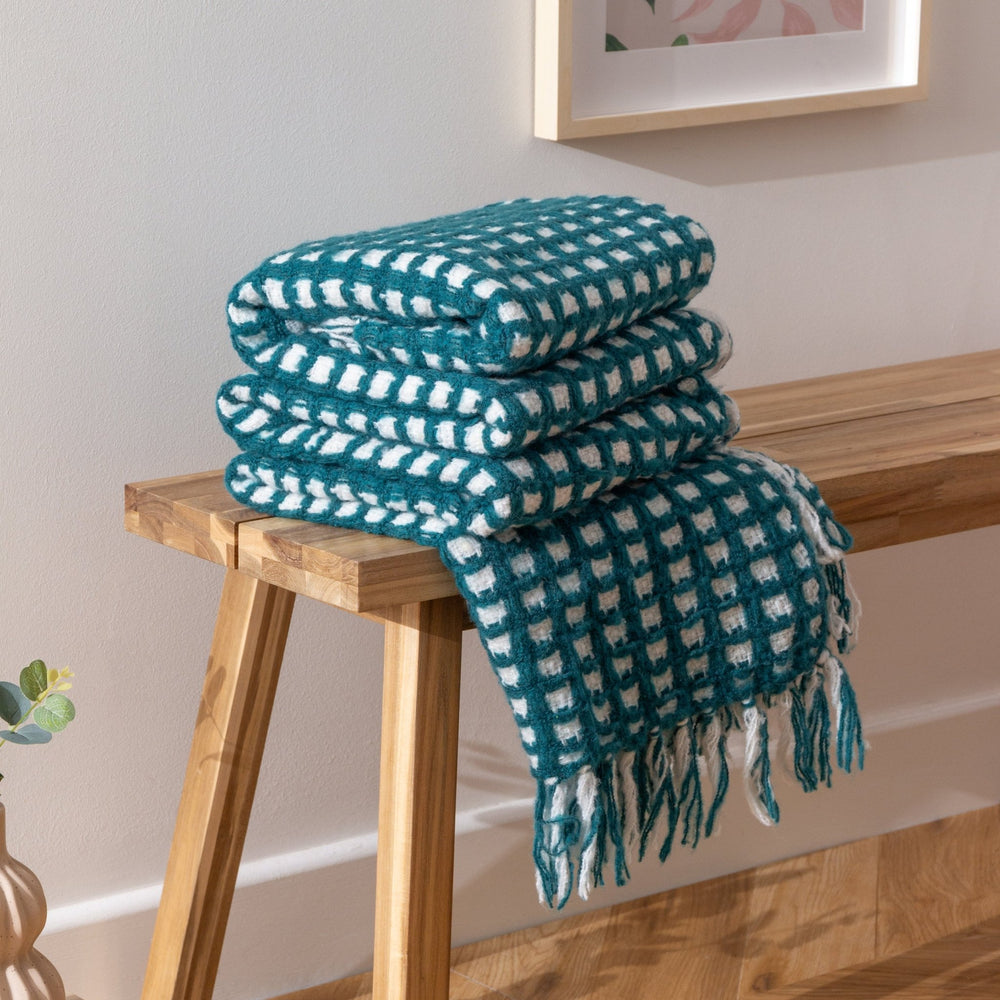 Toasty 130x180 Throw Teal - Canwell Interiors Limited - Riva