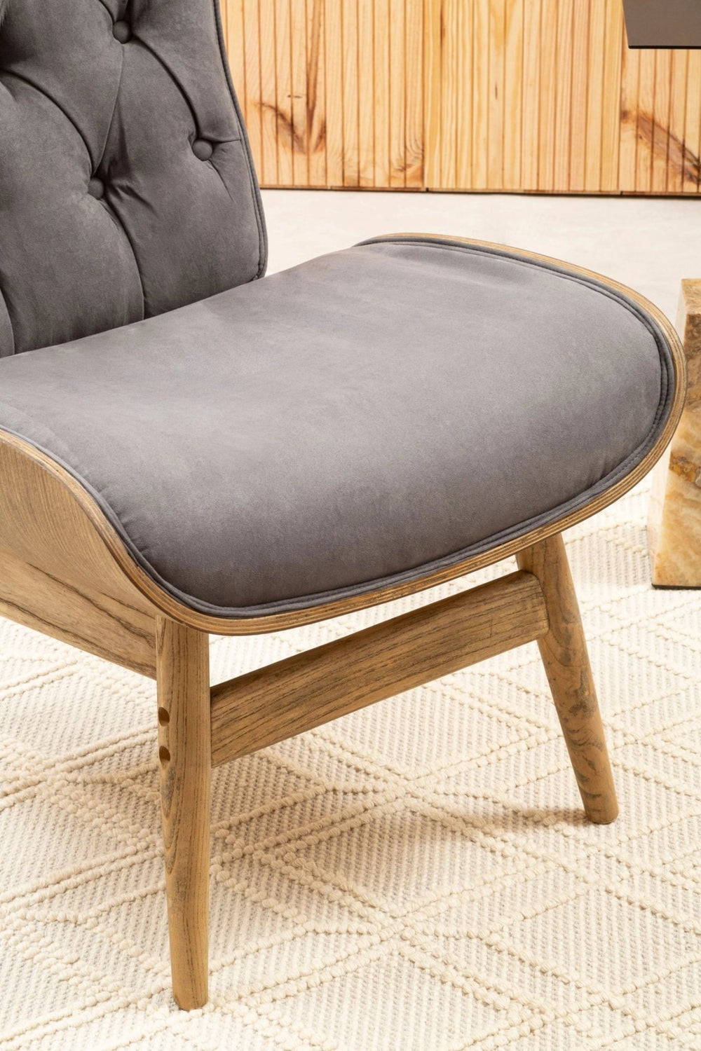 Vinsi Dark Grey Velvet Chair with Winged Back - XShowhome Limited - Xshowhome