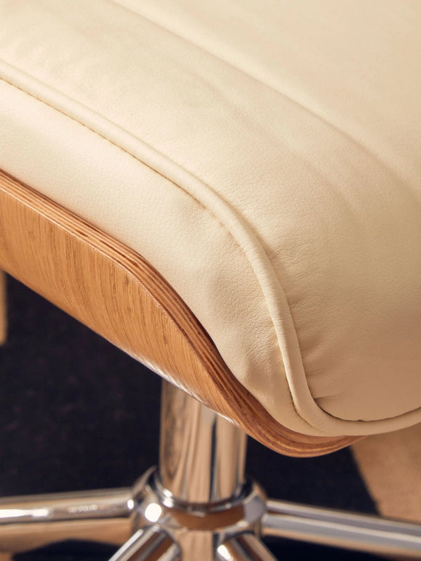 Warrington Ivory Leather Effect Recliner And Footstool - XShowhome Limited - Xshowhome